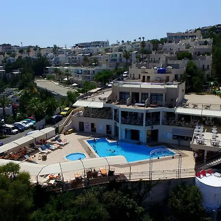 Hotel Rosso Verde 4*