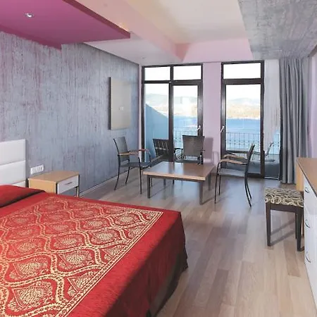 Rosso Verde 4* Gümbet